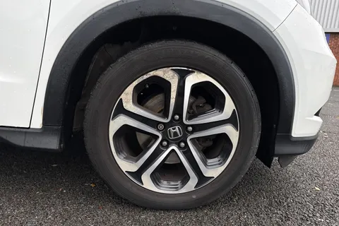 9 of 41 for HONDA HR-V 1.6 i-DTEC SE Navi 5dr