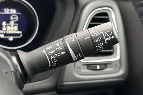 28 of 41 for HONDA HR-V 1.6 i-DTEC SE Navi 5dr