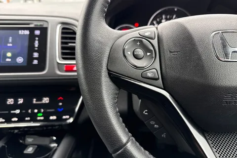 30 of 41 for HONDA HR-V 1.6 i-DTEC SE Navi 5dr