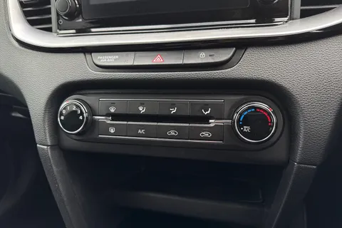 19 of 48 for Kia Xceed 1.0 T-GDi Edition Euro 6 (s/s) 5dr