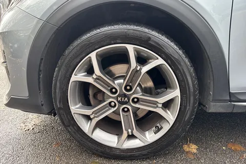 23 of 48 for Kia Xceed 1.0 T-GDi Edition Euro 6 (s/s) 5dr