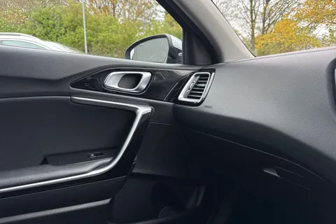 40 of 48 for Kia Xceed 1.0 T-GDi Edition Euro 6 (s/s) 5dr