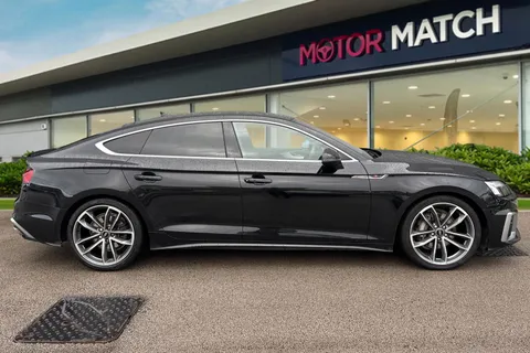 GK22CVN Audi A5 2.0 TDI 40 S line Sportback S Tronic quattro Euro 6 (s/s) 5dr Thumbnail #4