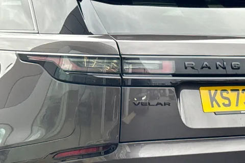 KS73YCJ Land Rover Range Rover Velar 2.0 P400e Dynamic SE 5dr Thumbnail #21