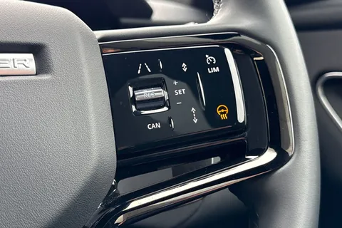 KS73YCJ Land Rover Range Rover Velar 2.0 P400e Dynamic SE 5dr Thumbnail #33