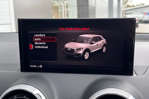 52 of 64 for Audi Q2 1.0 TFSI 30 S line Euro 6 (s/s) 5dr