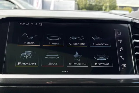 11 of 47 for Audi Q4 e-tron Q4 Sportback Vorsprung 50 e-tron quattro 220,00 kW