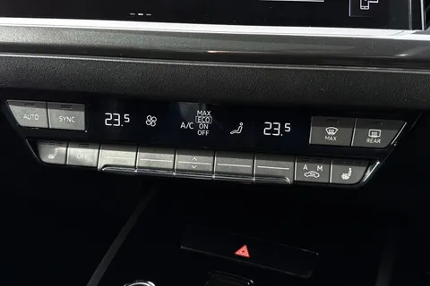 18 of 47 for Audi Q4 e-tron Q4 Sportback Vorsprung 50 e-tron quattro 220,00 kW