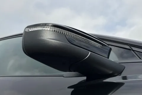 28 of 47 for Audi Q4 e-tron Q4 Sportback Vorsprung 50 e-tron quattro 220,00 kW