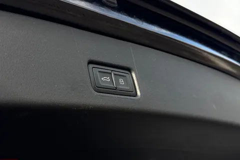 32 of 47 for Audi Q4 e-tron Q4 Sportback Vorsprung 50 e-tron quattro 220,00 kW