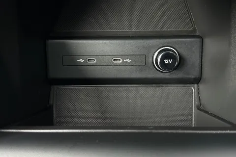 36 of 47 for Audi Q4 e-tron Q4 Sportback Vorsprung 50 e-tron quattro 220,00 kW