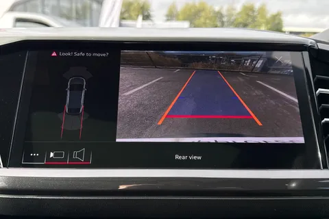 38 of 47 for Audi Q4 e-tron Q4 Sportback Vorsprung 50 e-tron quattro 220,00 kW