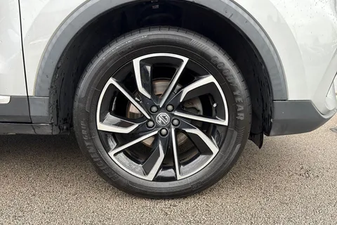 11 of 60 for MG Mg Zs 1.0 T-GDI Exclusive Auto Euro 6 5dr