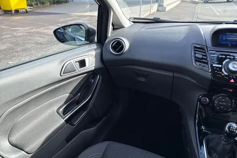 20 of 67 for Ford Fiesta 1.5 TDCi Titanium Euro 6 5dr