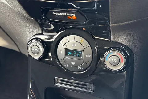 22 of 67 for Ford Fiesta 1.5 TDCi Titanium Euro 6 5dr