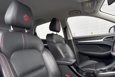 24 of 60 for MG Mg Zs 1.0 T-GDI Exclusive Auto Euro 6 5dr