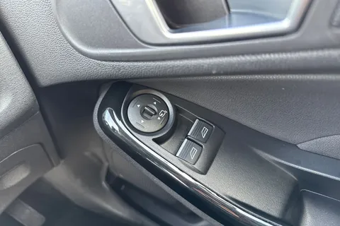 40 of 67 for Ford Fiesta 1.5 TDCi Titanium Euro 6 5dr