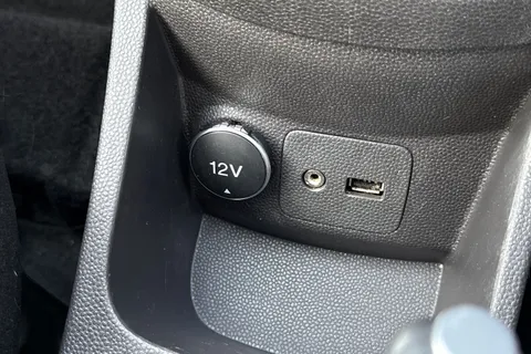 54 of 67 for Ford Fiesta 1.5 TDCi Titanium Euro 6 5dr