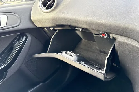 60 of 67 for Ford Fiesta 1.5 TDCi Titanium Euro 6 5dr