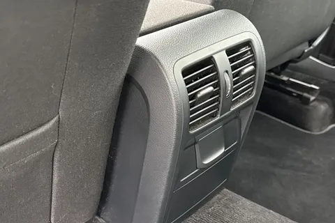 41 of 63 for Volkswagen Cc 2.0 TDI BlueMotion Tech Euro 6 (s/s) 4dr