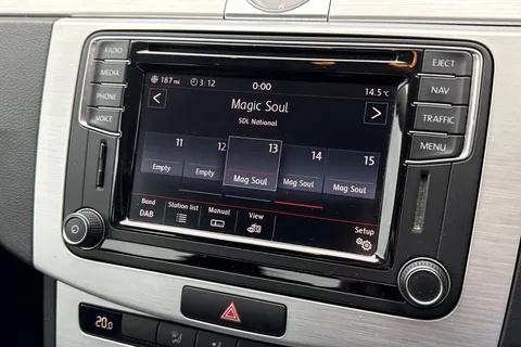 48 of 63 for Volkswagen Cc 2.0 TDI BlueMotion Tech Euro 6 (s/s) 4dr