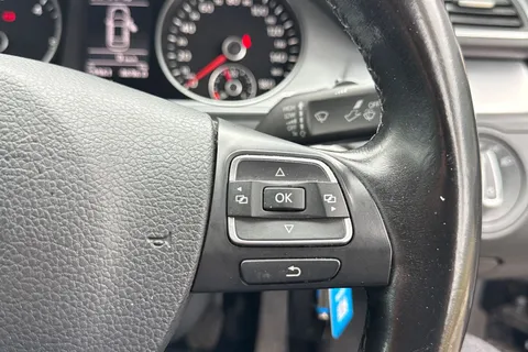 56 of 63 for Volkswagen Cc 2.0 TDI BlueMotion Tech Euro 6 (s/s) 4dr