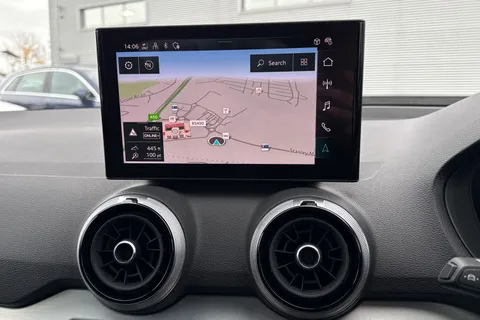 DF74KVG Audi Q2 S line 35 TFSI  150 PS 6-speed Thumbnail #18