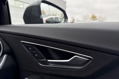 DF74KVG Audi Q2 S line 35 TFSI  150 PS 6-speed Thumbnail #22