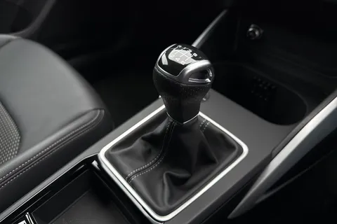 DF74KVG Audi Q2 S line 35 TFSI  150 PS 6-speed Thumbnail #24