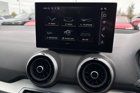 DF74KVG Audi Q2 S line 35 TFSI  150 PS 6-speed Thumbnail #26