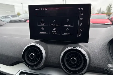 DF74KVG Audi Q2 S line 35 TFSI  150 PS 6-speed Thumbnail #28