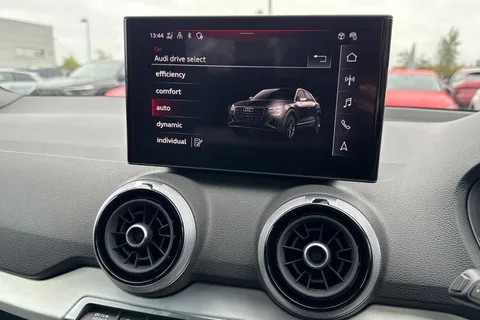 DF74KVG Audi Q2 S line 35 TFSI  150 PS 6-speed Thumbnail #29