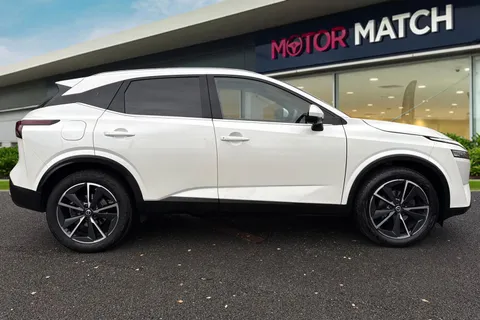 GR21FZP Nissan Qashqai 1.3 DIG-T MHEV Tekna XTRON Euro 6 (s/s) 5dr Thumbnail #3