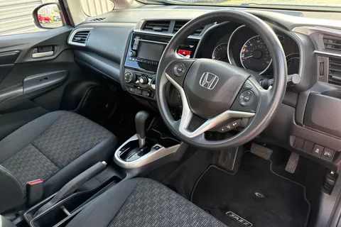 29 of 44 for Honda Jazz 1.3 S CVT