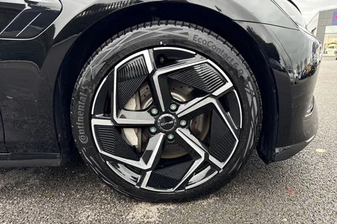 LE24PTU BYD SEAL 82.5kWh Excellence Auto AWD 4dr Thumbnail #8