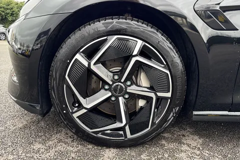 LE24PTU BYD SEAL 82.5kWh Excellence Auto AWD 4dr Thumbnail #25