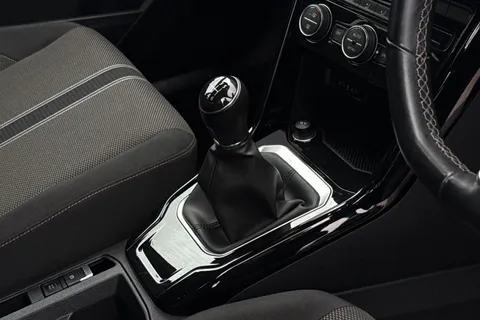 23 of 43 for VOLKSWAGEN T-ROC 1.0 TSI 110 Black Edition 5dr