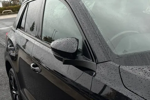 28 of 43 for VOLKSWAGEN T-ROC 1.0 TSI 110 Black Edition 5dr