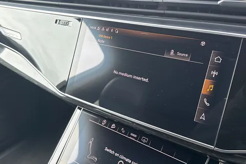 GX71XEC Audi Q7 Black Edition 50 TDI quattro 286 PS tiptronic Thumbnail #35