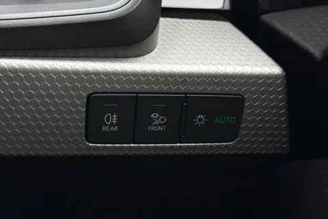 DX25URC Audi A1 Black Edition 30 TFSI 116 PS S tronic Thumbnail #39