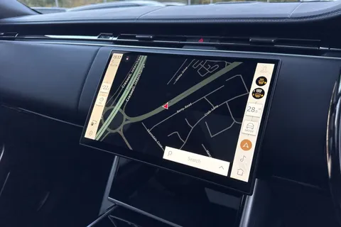 12 of 51 for Land Rover Range Rover 4.4 P530 V8 Autobiography 5dr