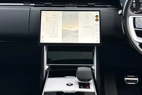 15 of 51 for Land Rover Range Rover 4.4 P530 V8 Autobiography 5dr