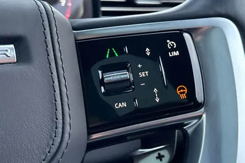 40 of 51 for Land Rover Range Rover 4.4 P530 V8 Autobiography 5dr