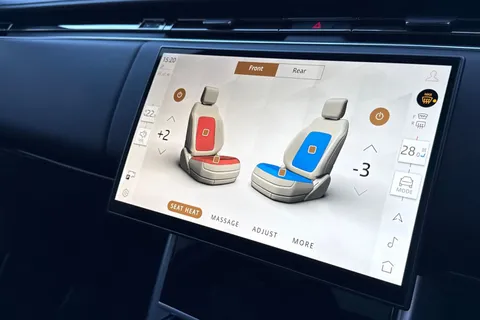 47 of 51 for Land Rover Range Rover 4.4 P530 V8 Autobiography 5dr