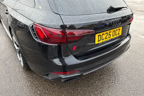 16 of 66 for AUDI RS4 RS 4 TFSI Quattro Edition 25 years 5dr Triptronic