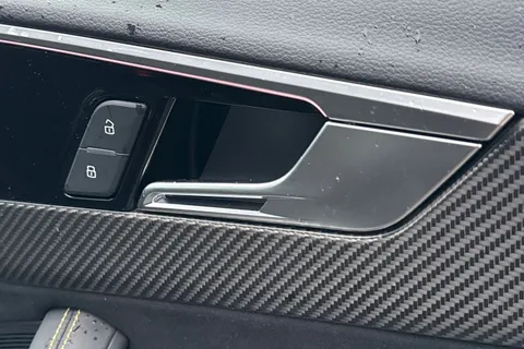 18 of 66 for AUDI RS4 RS 4 TFSI Quattro Edition 25 years 5dr Triptronic