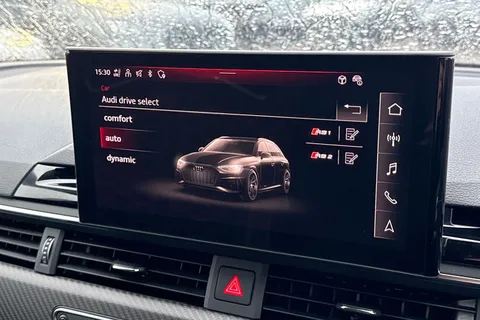 43 of 66 for AUDI RS4 RS 4 TFSI Quattro Edition 25 years 5dr Triptronic