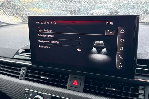 48 of 66 for AUDI RS4 RS 4 TFSI Quattro Edition 25 years 5dr Triptronic