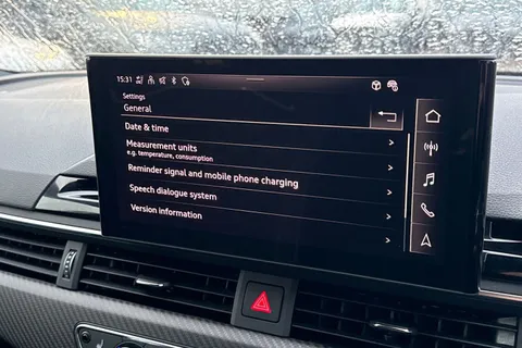 52 of 66 for AUDI RS4 RS 4 TFSI Quattro Edition 25 years 5dr Triptronic