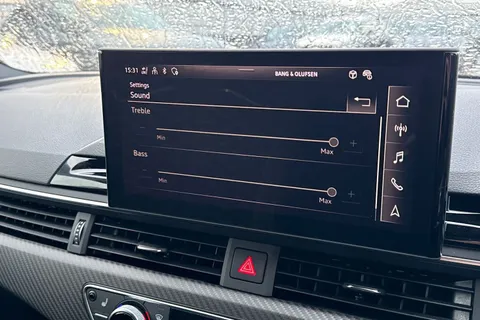 53 of 66 for AUDI RS4 RS 4 TFSI Quattro Edition 25 years 5dr Triptronic